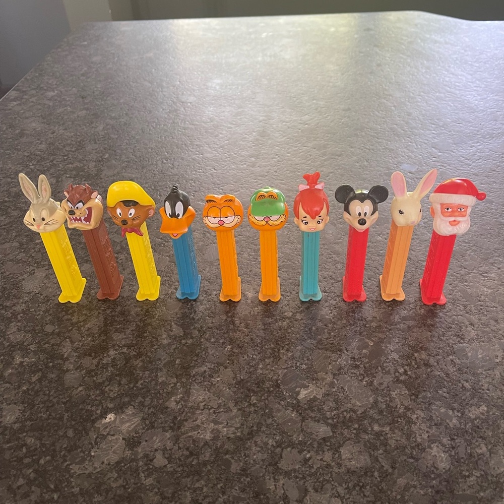 PEZ Dispensers Vintage Bugs Bunny, Daffy, Taz, Garfield, Pebbles, Mickey & more